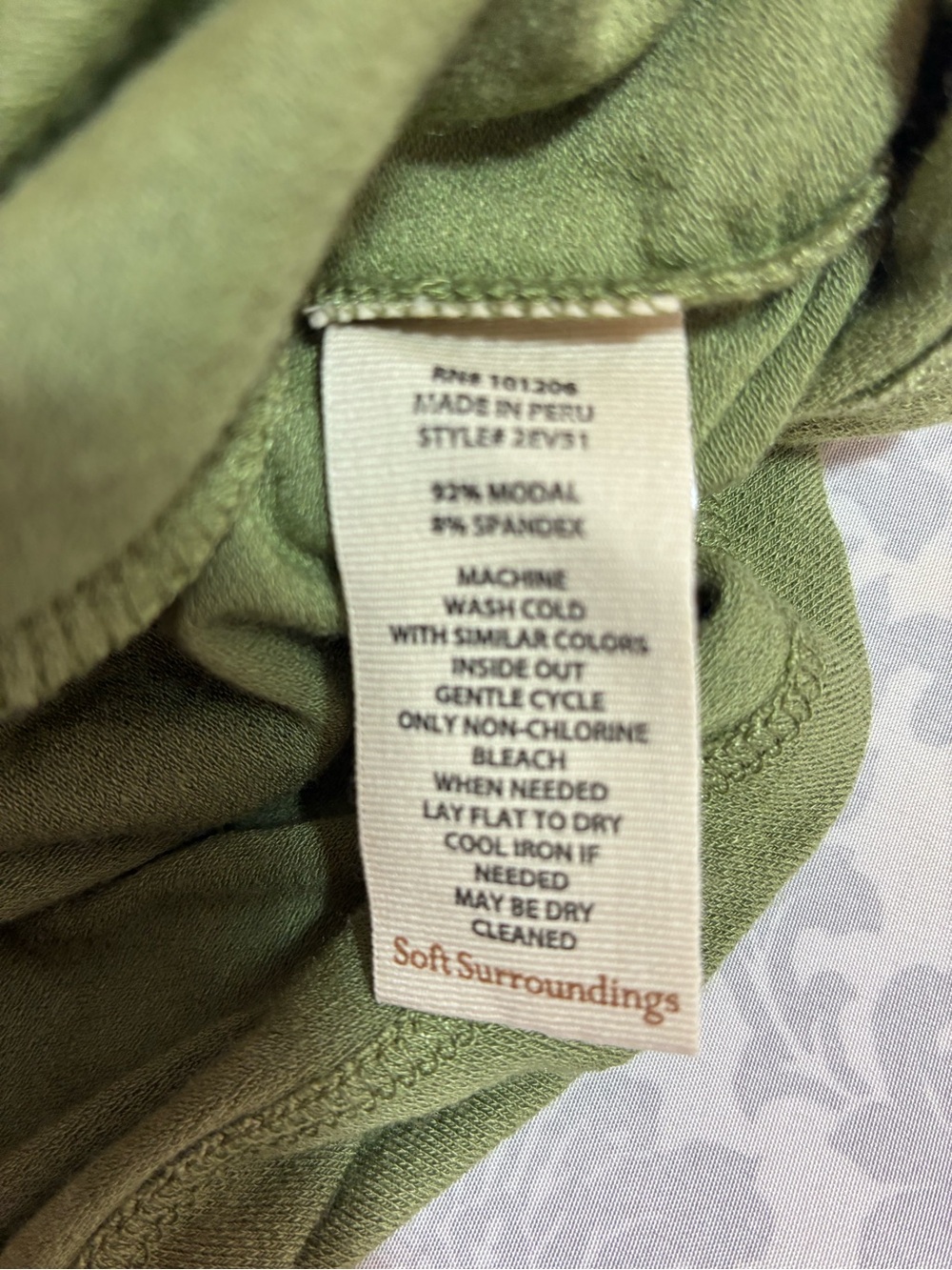 Soft Surroundings Olive & Coral Pink V‑Neck Tunic Tanks | Size XL (NWT Set of 2) - Picture 12 of 16